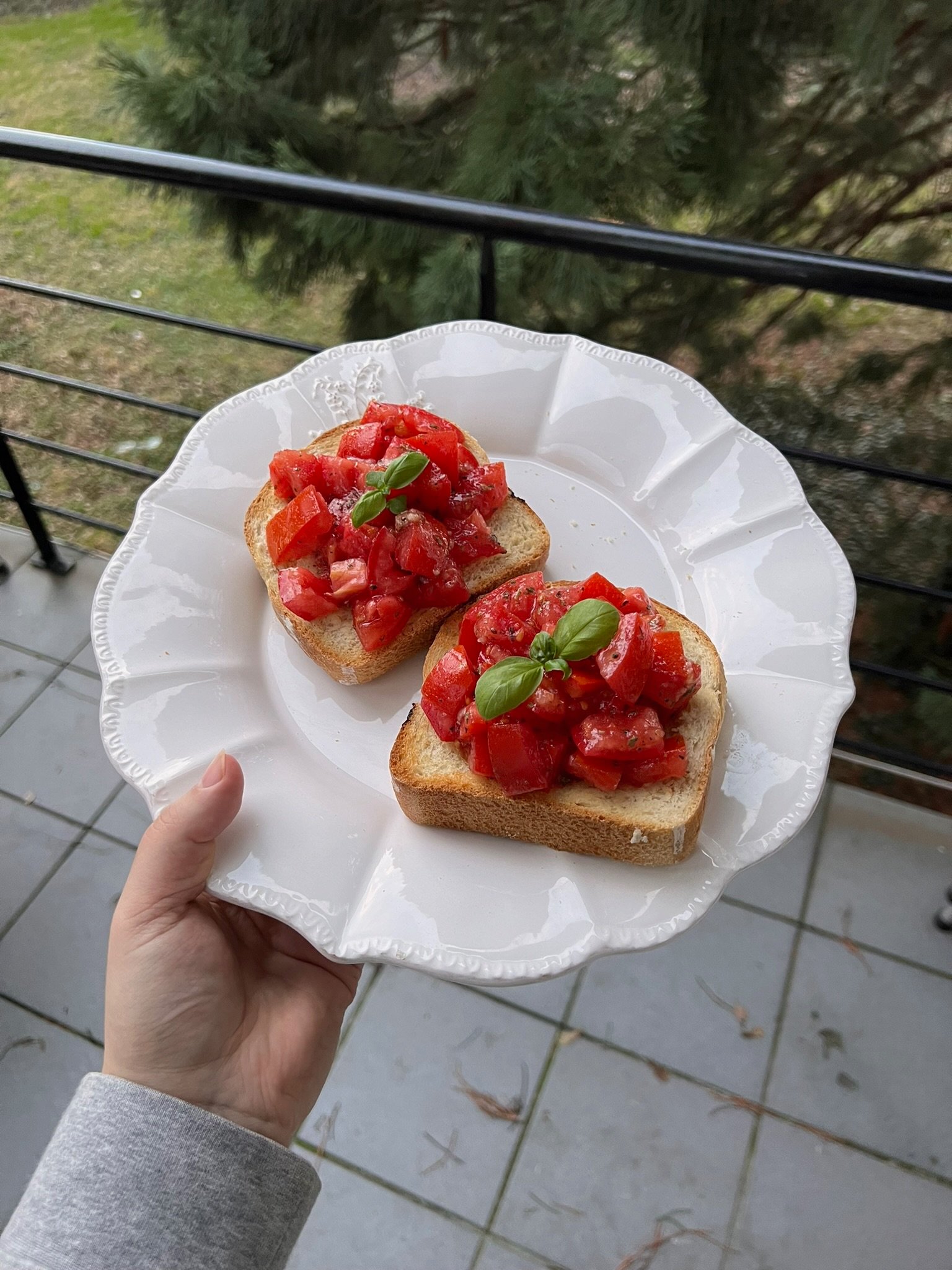 Bruschetta à la tomate déjeuner recette simple