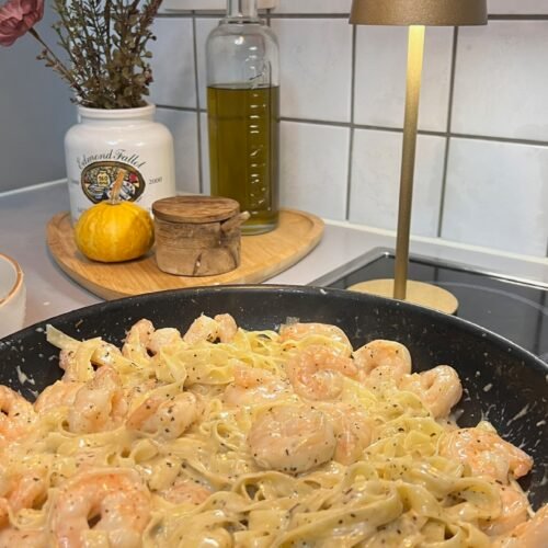 Pâtes aux crevettes crémeuses recette simple et rapide déjeuner